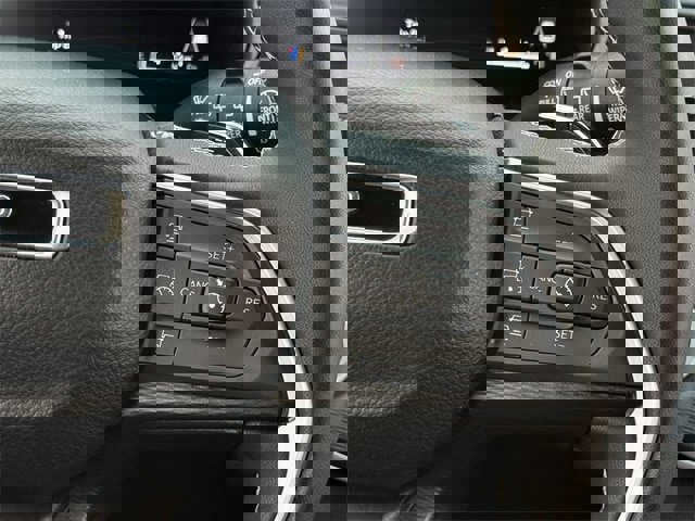 Used 2024 Jeep Grand Cherokee L Altitude image 14