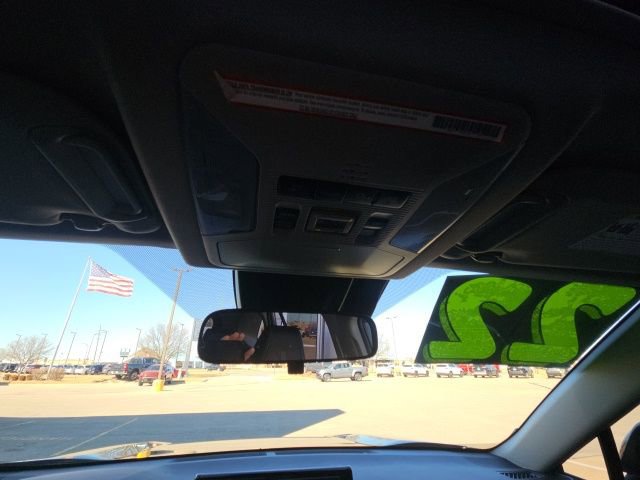 Used 2022 Toyota RAV4 XLE Premium image 19