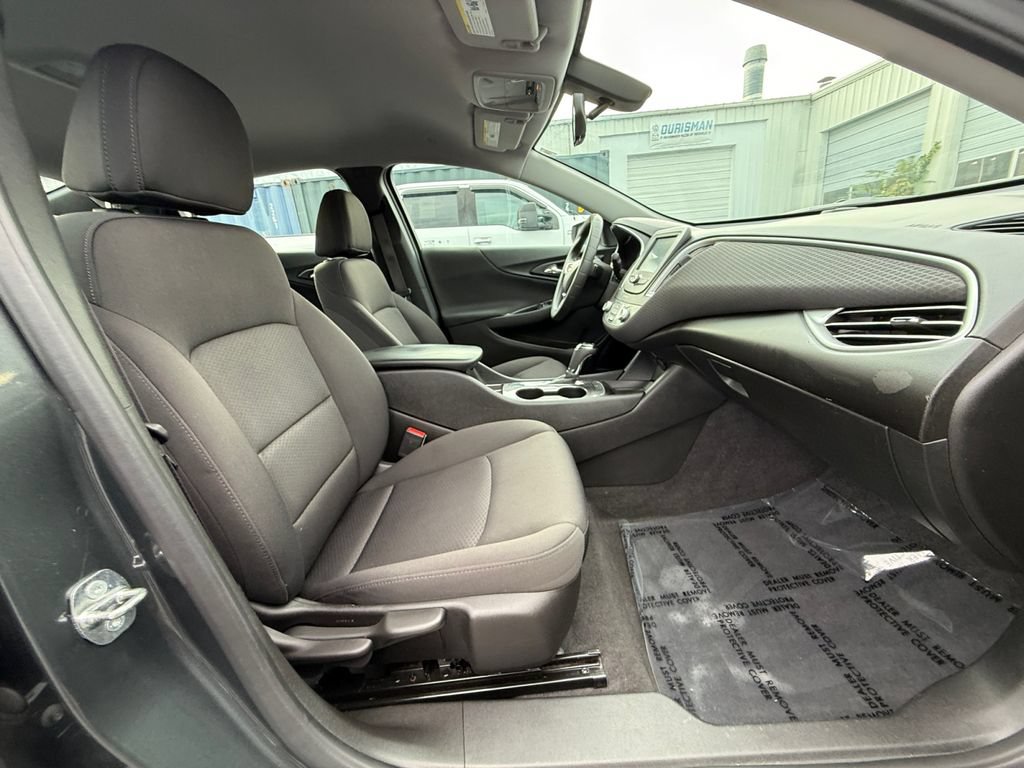 Used 2018 Chevrolet Malibu LS FWD image 24