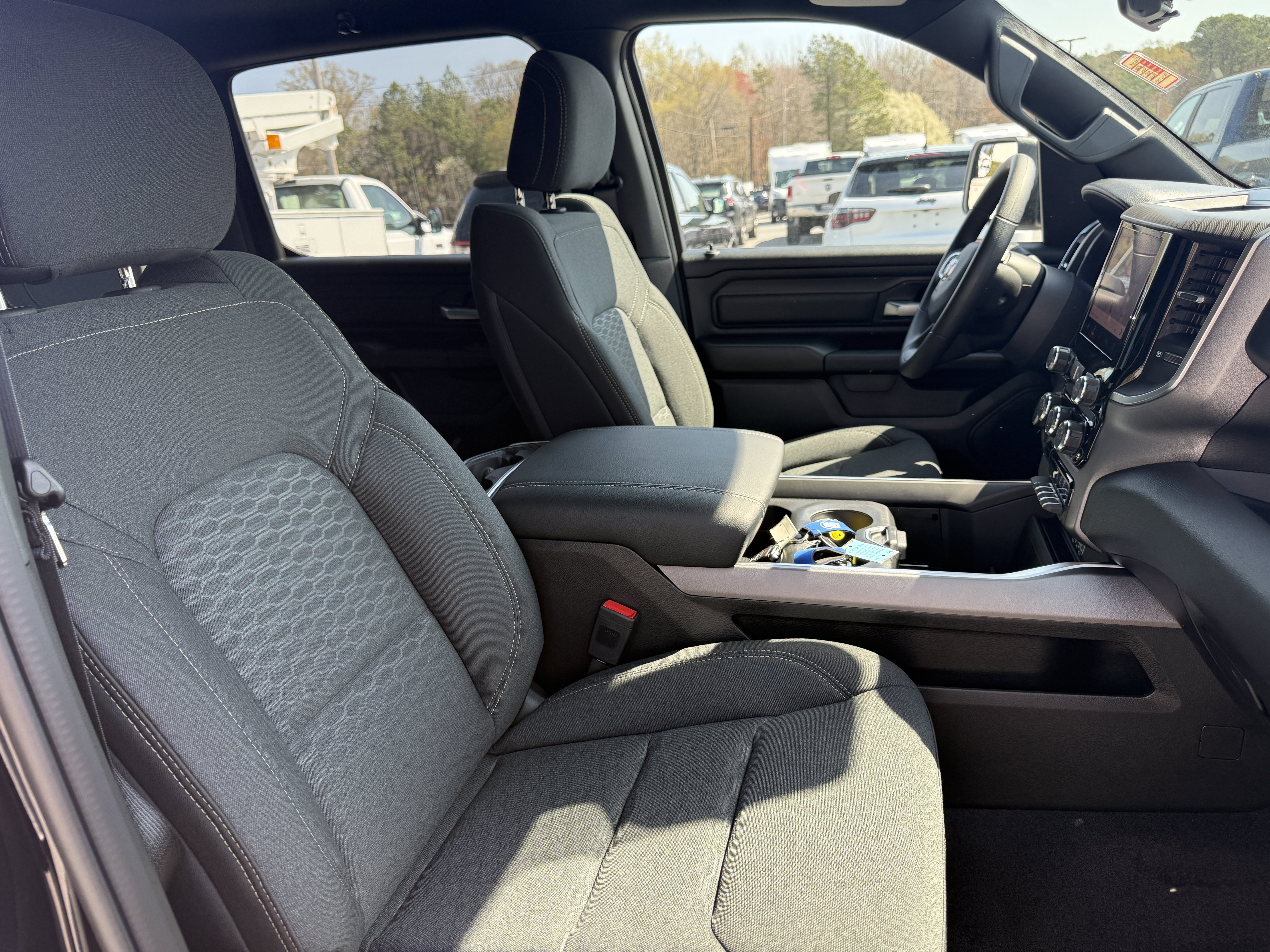 New 2026 RAM 1500 Express AWD/4WD image 14