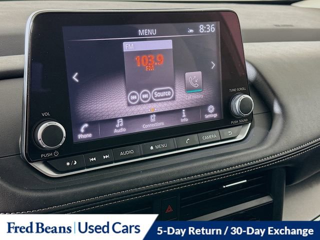 Used 2024 Nissan Rogue SV image 16