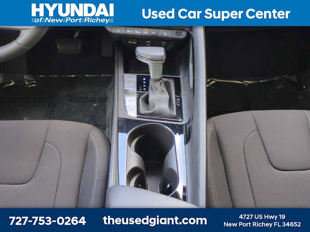 Certified 2025 Hyundai Elantra SEL FWD image 19