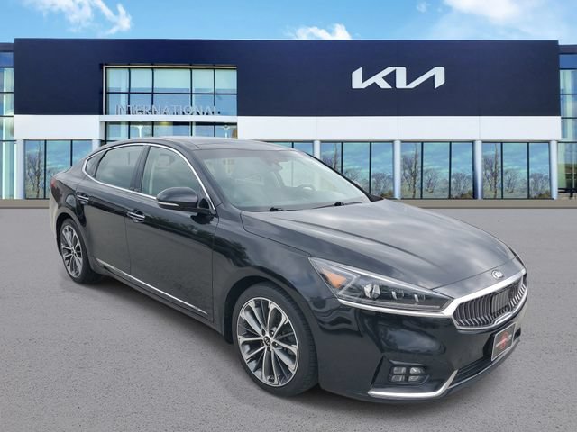 Used 2017 Kia Cadenza Technology FWD image 2