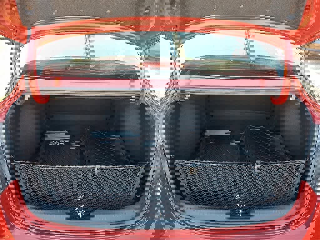 Used 2025 Hyundai Elantra Sport image 29