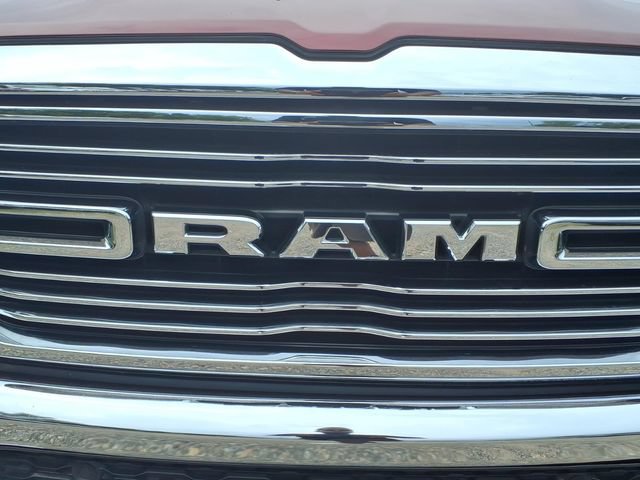 Used 2021 RAM 1500 Laramie AWD/4WD image 11