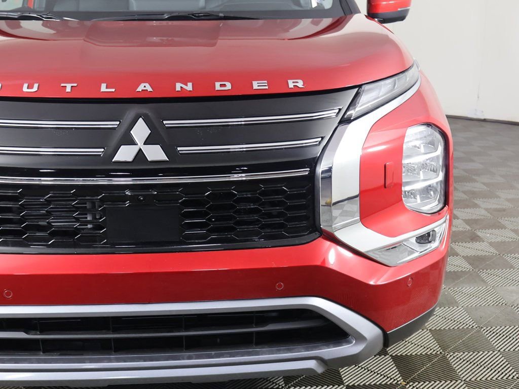 New 2026 Mitsubishi Outlander SE image 17