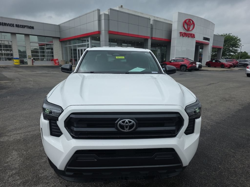 Certified 2024 Toyota Tacoma SR AWD/4WD image 2
