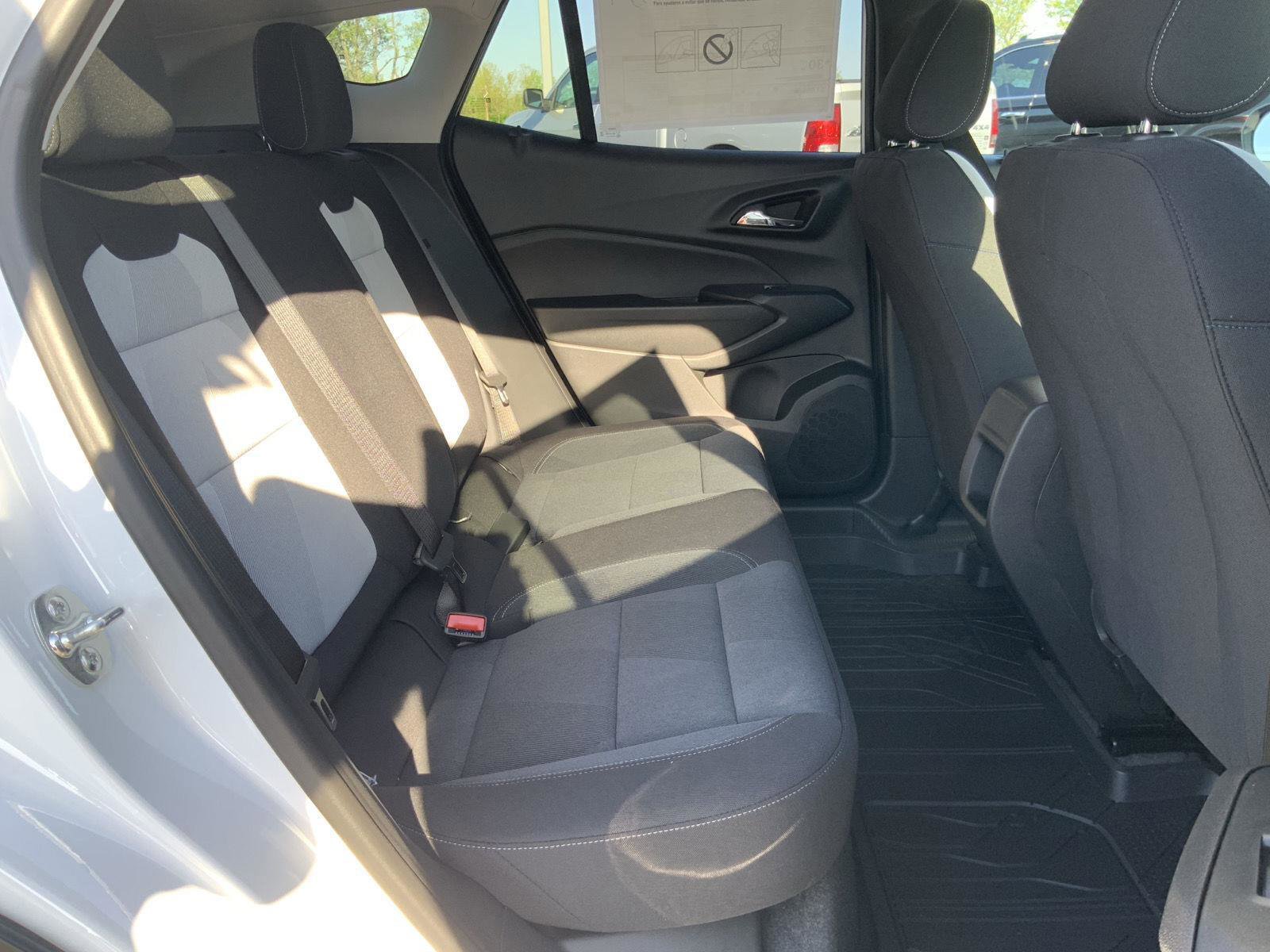 New 2026 Chevrolet Trax LS w/ LS Convenience Package FWD image 49
