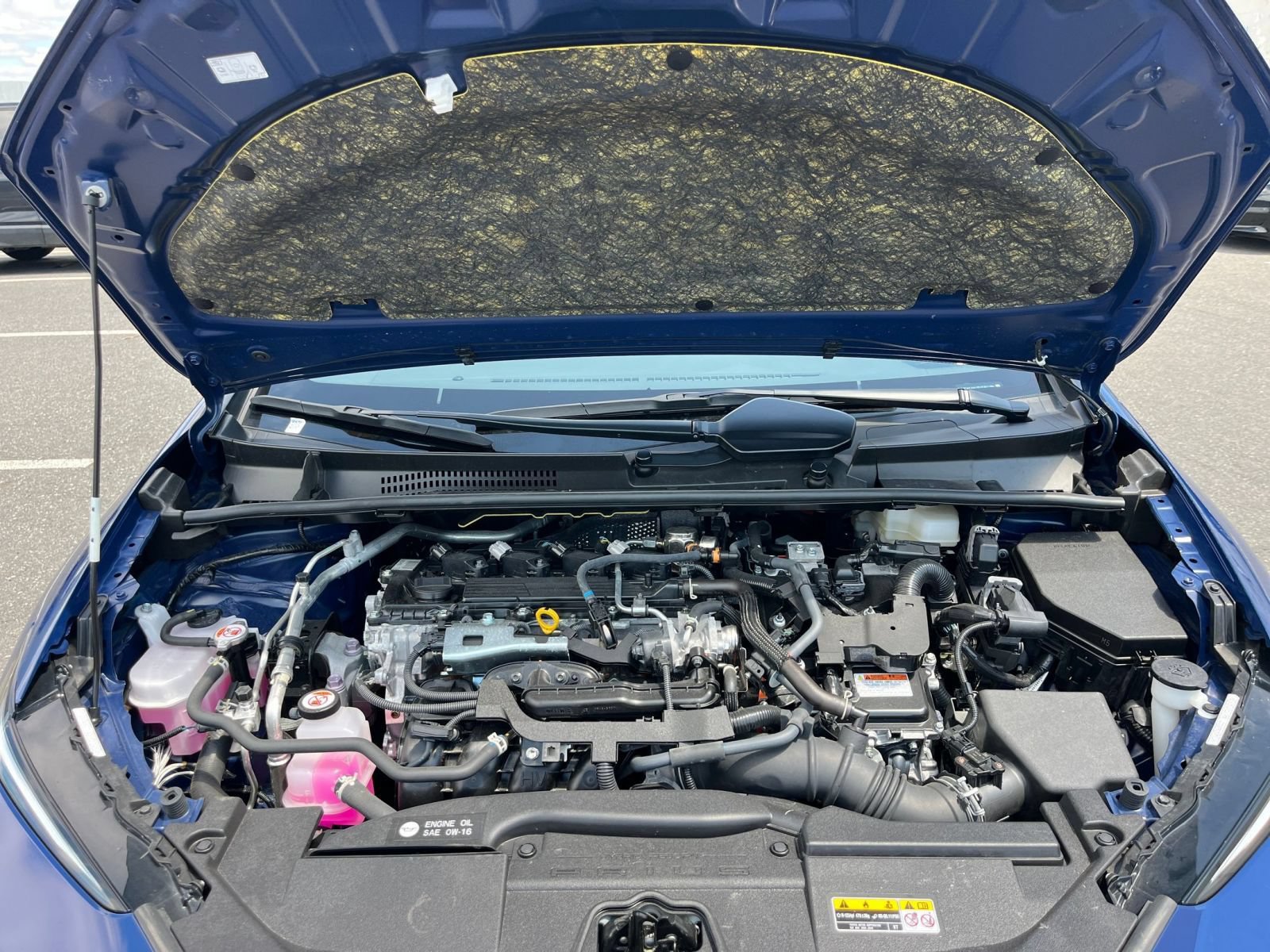 Used 2025 Toyota Prius LE FWD image 31