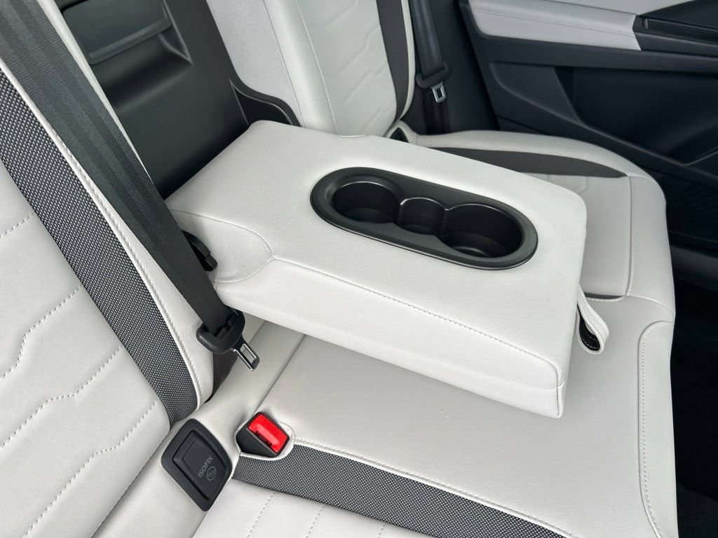 New 2026 Volkswagen Taos SE FWD image 49