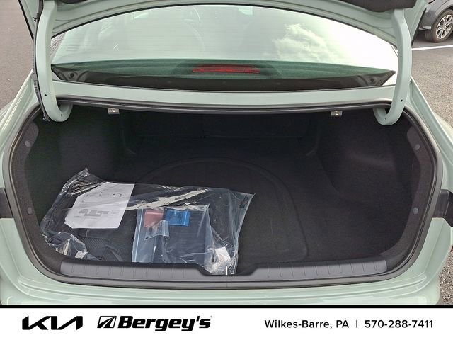 Certified 2025 Kia K4 EX image 30