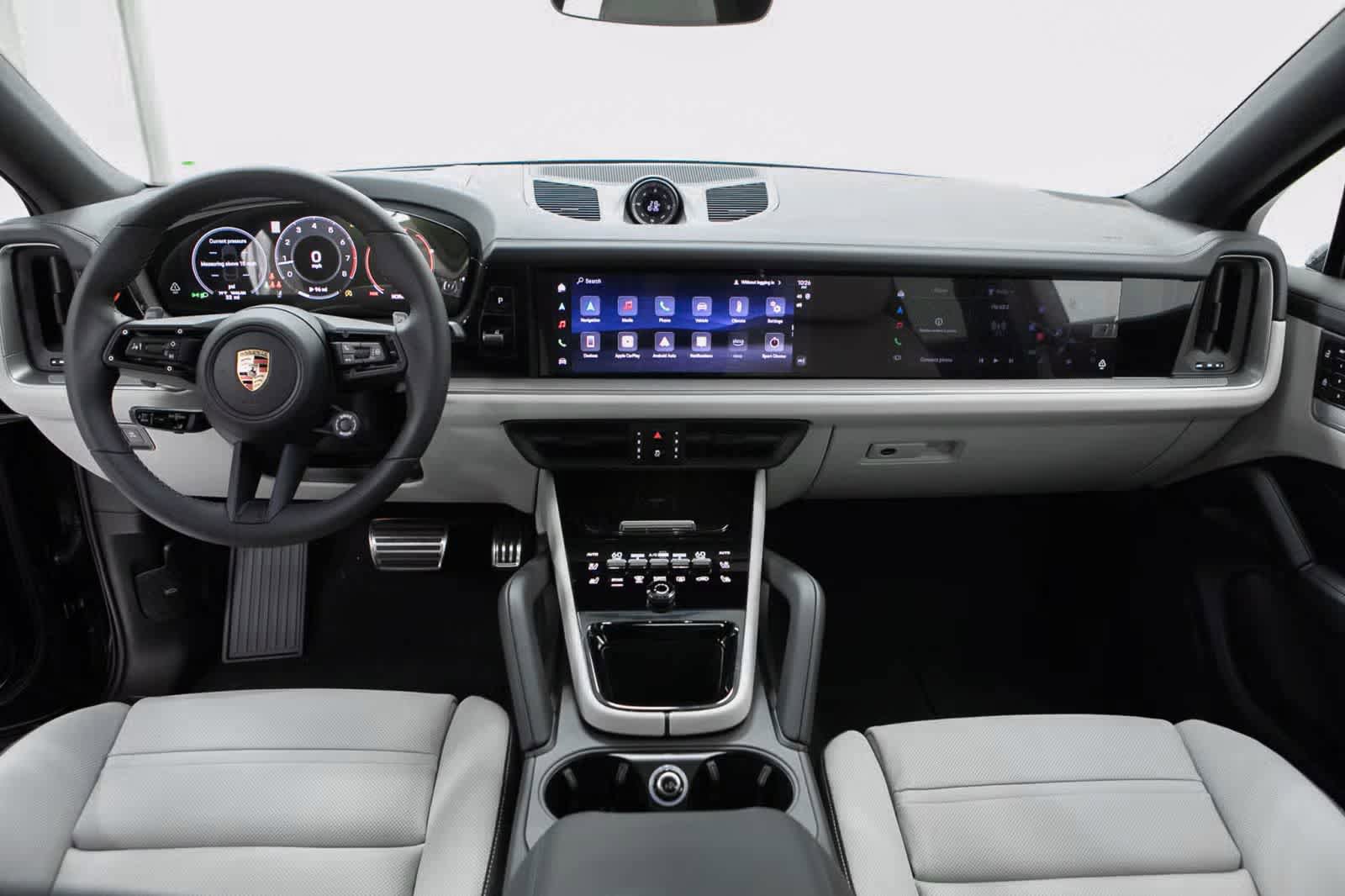 Certified 2026 Porsche Cayenne Coupe AWD/4WD image 13