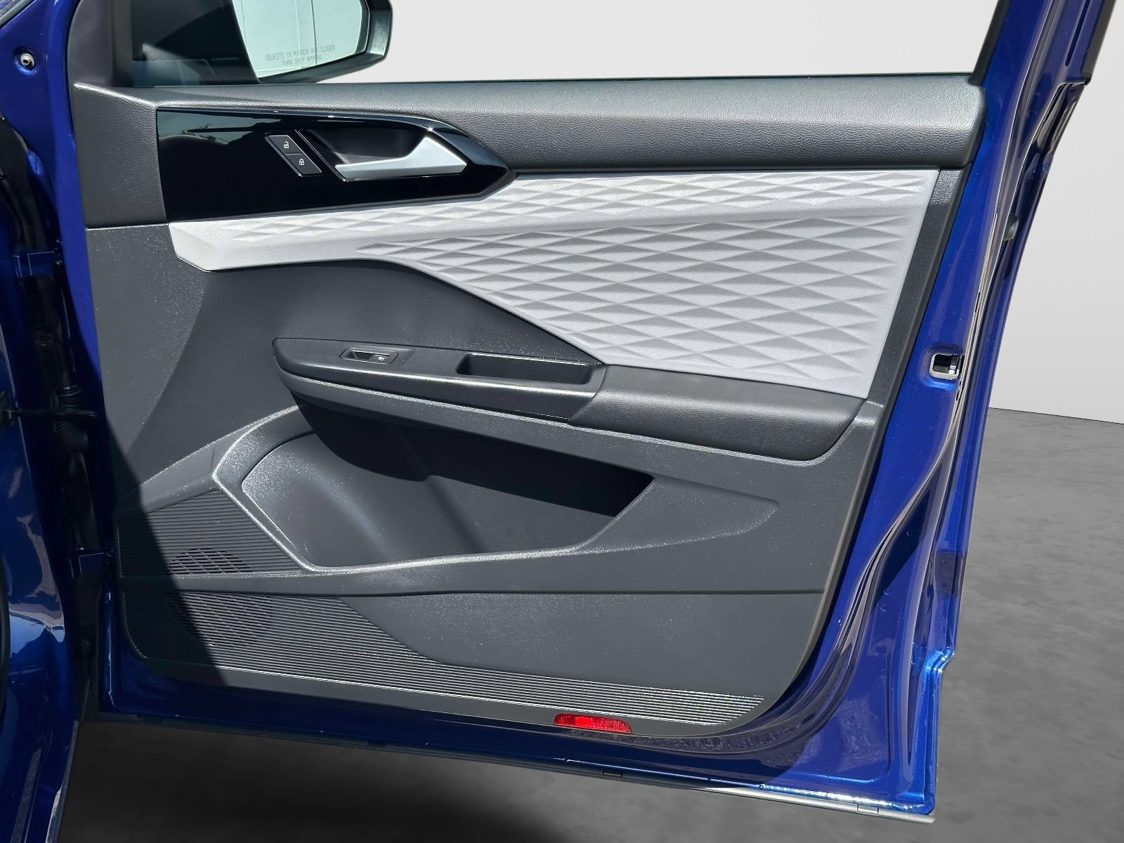 Certified 2022 Volkswagen Taos S AWD/4WD image 8