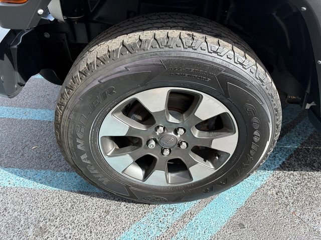 Used 2018 Jeep Wrangler Unlimited Sahara image 3