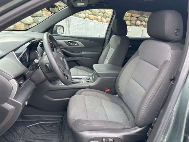 Used 2023 Chevrolet Traverse LT image 13