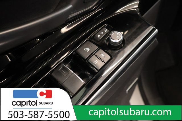Used 2023 Subaru Solterra AWD image 11
