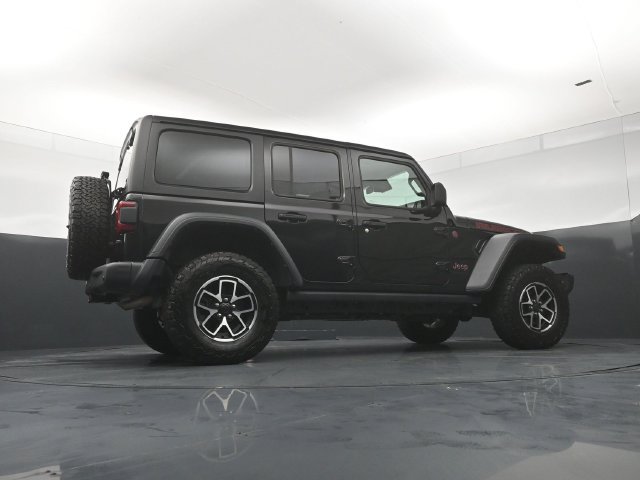 Used 2024 Jeep Wrangler Unlimited Rubicon w/ Capability Package AWD/4WD image 24