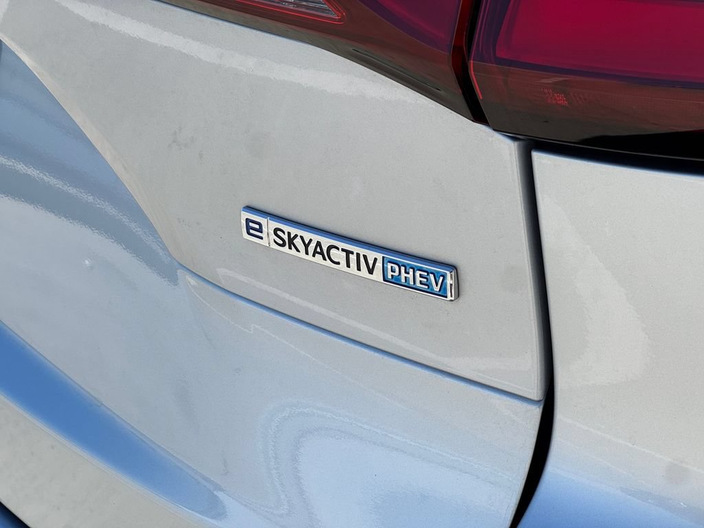 Certified 2025 MAZDA CX-90 Plug-In Hybrid w/Premium Sport AWD/4WD image 17