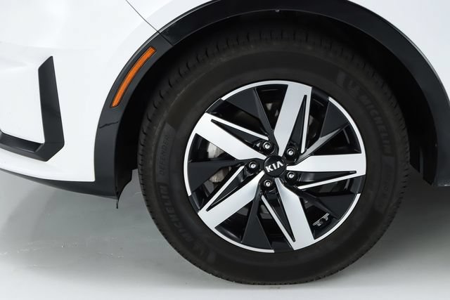 Used 2021 Kia Sorento S FWD image 45