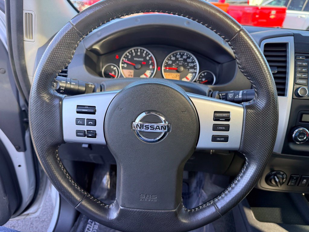 Used 2017 Nissan Frontier PRO-4X AWD/4WD image 23