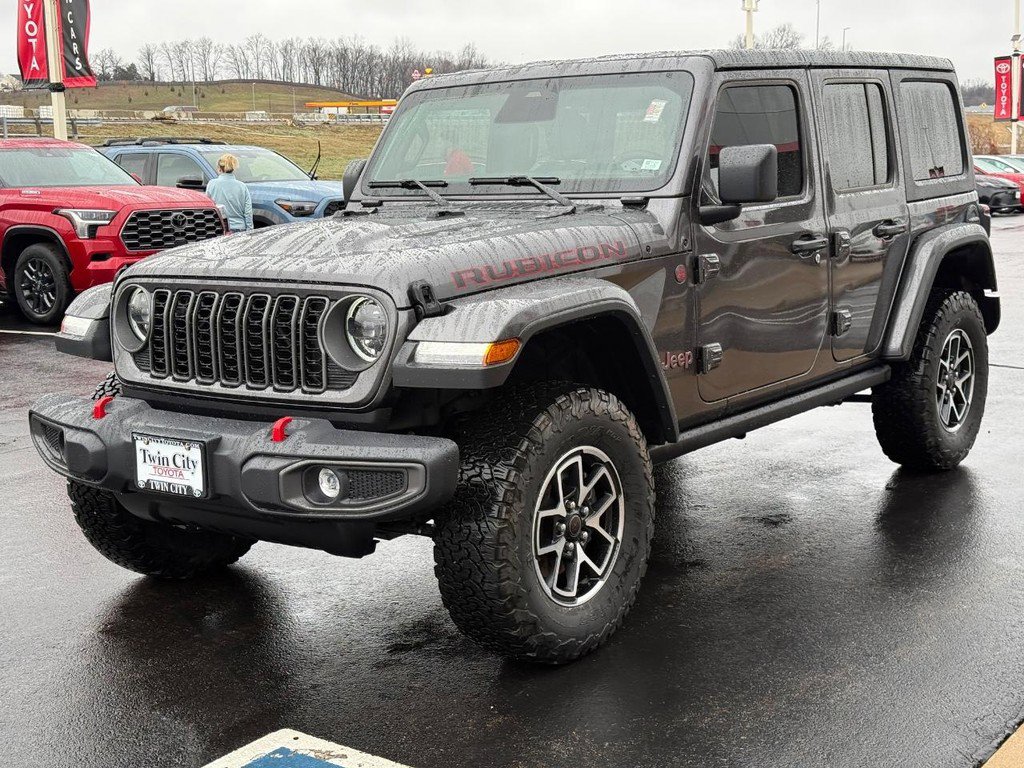 Used 2025 Jeep Wrangler Unlimited Rubicon w/ Safety Group image 8