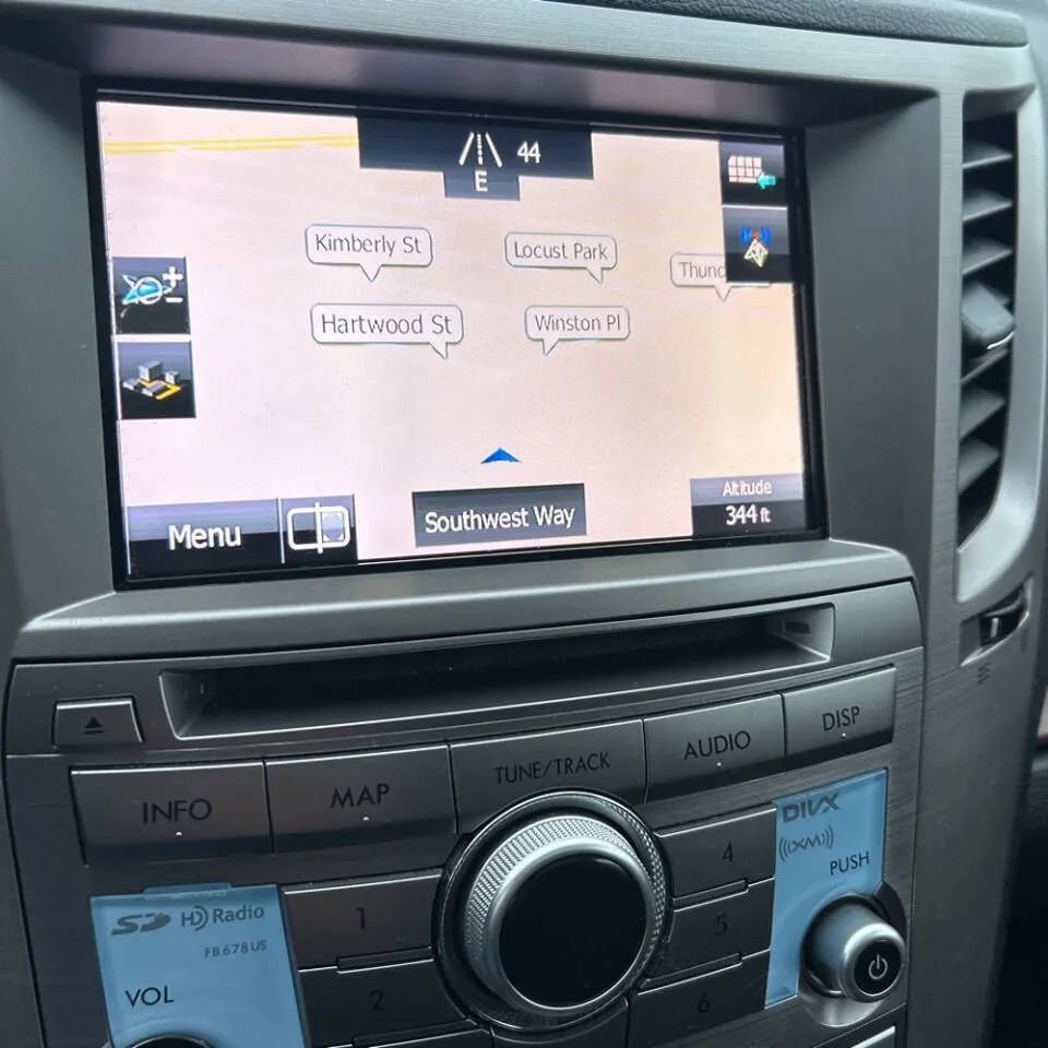 Used 2013 Subaru Outback 3.6R Limited image 4