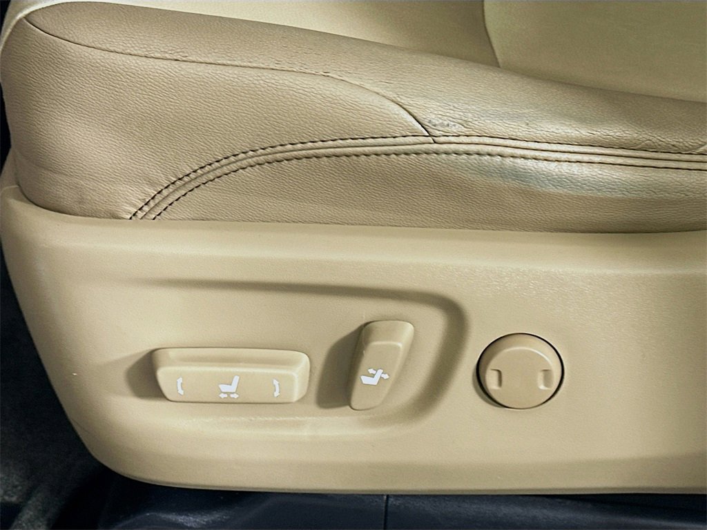 Used 2016 Toyota 4Runner SR5 Premium image 23