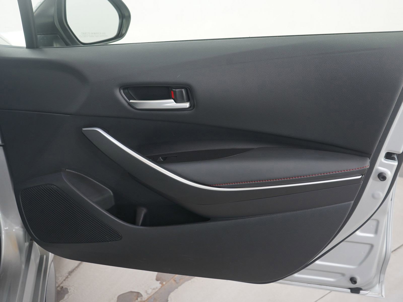 Used 2024 Toyota Corolla SE image 9