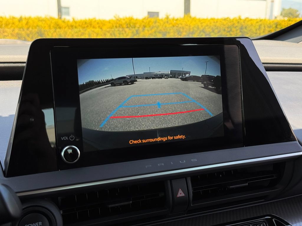 Certified 2025 Toyota Prius XLE AWD/4WD image 17