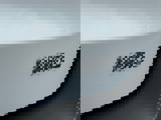 New 2025 Nissan Kicks SV image 14