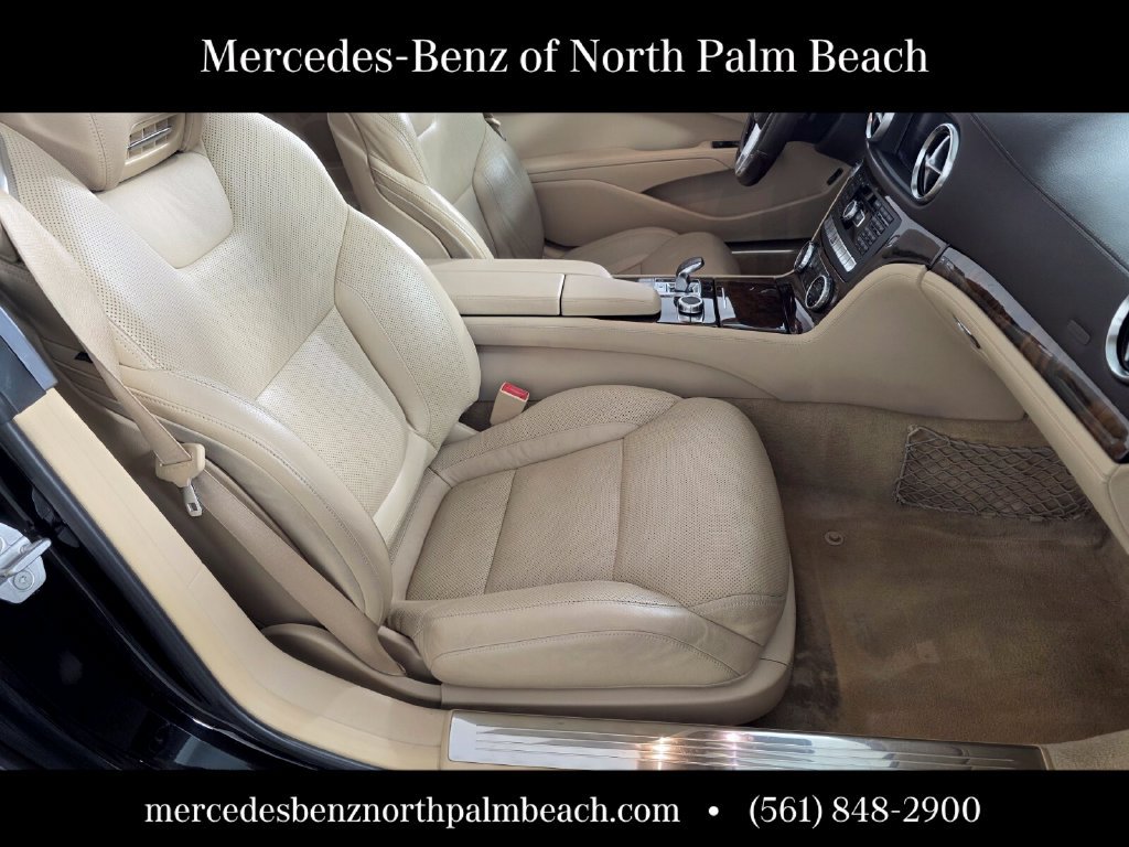 Used 2013 Mercedes-Benz SL 550 image 25