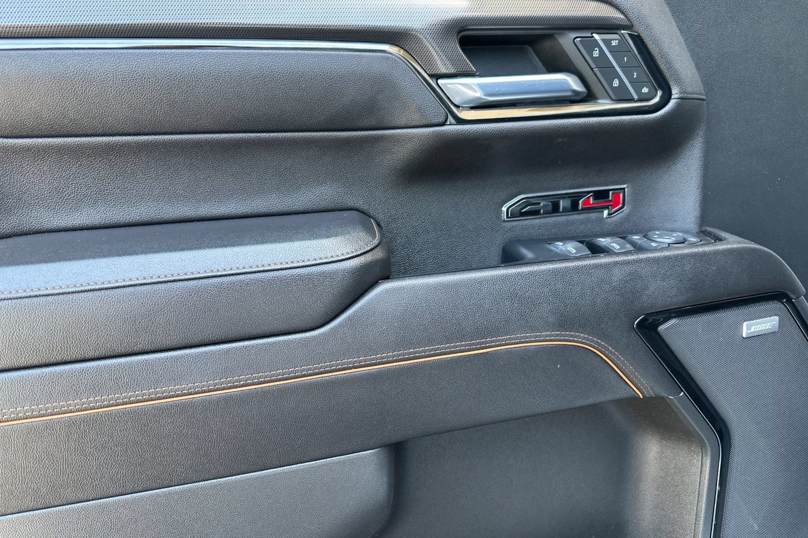 Certified 2023 GMC Sierra 1500 AT4 w/ AT4 Premium Package AWD/4WD image 11