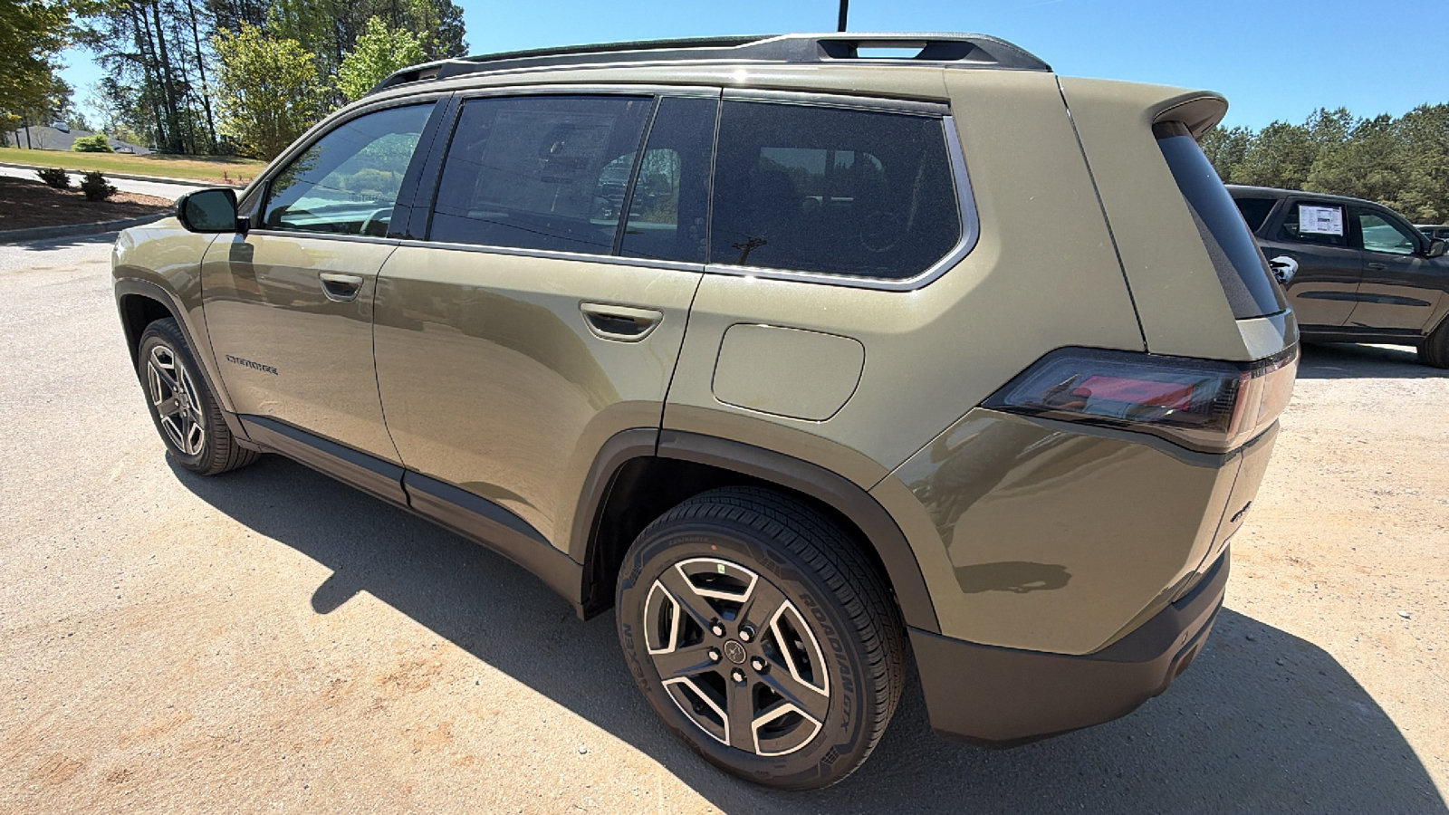 New 2026 Jeep Cherokee Laredo AWD/4WD image 10