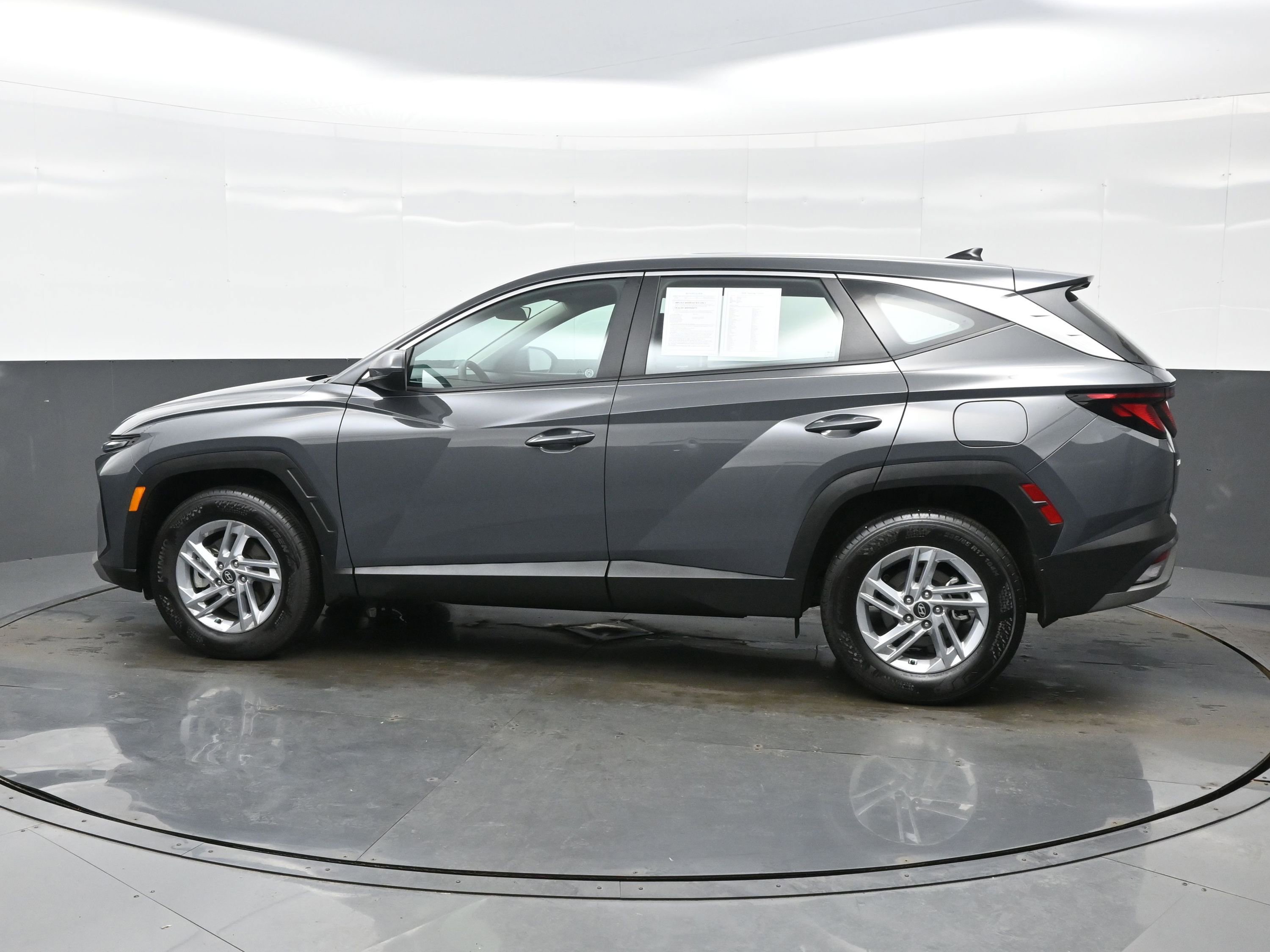 Certified 2026 Hyundai Tucson SE AWD/4WD image 3