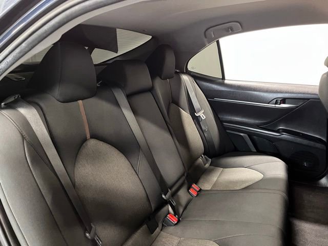 Used 2020 Toyota Camry LE FWD image 13