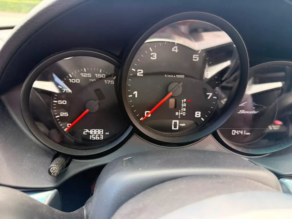 Used 2019 Porsche 718 Boxster RWD image 10