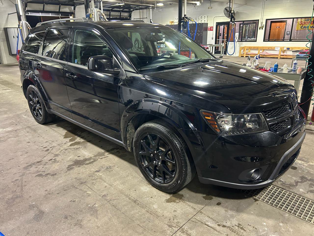 Used 2015 Dodge Journey SXT w/ Flexible Seating Group image 57