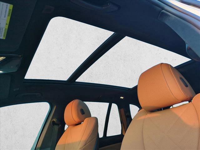 Used 2023 BMW X5 xDrive45e w/ Climate Comfort Package image 16