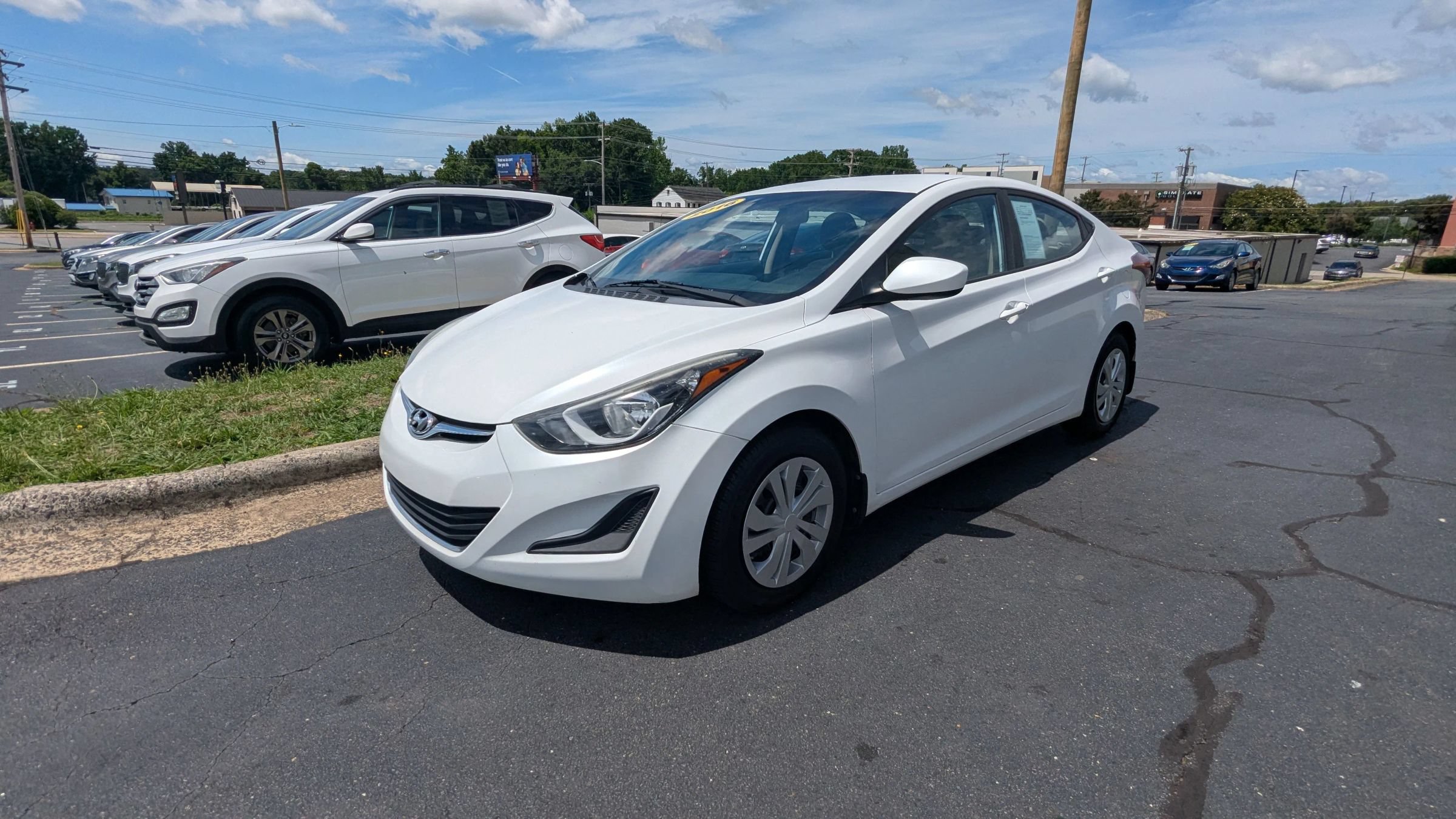 Used 2016 Hyundai Elantra SE FWD image 3