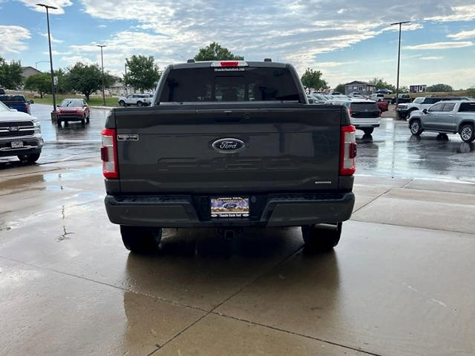 Used 2021 Ford F150 Lariat w/ Equipment Group 502A High AWD/4WD image 6