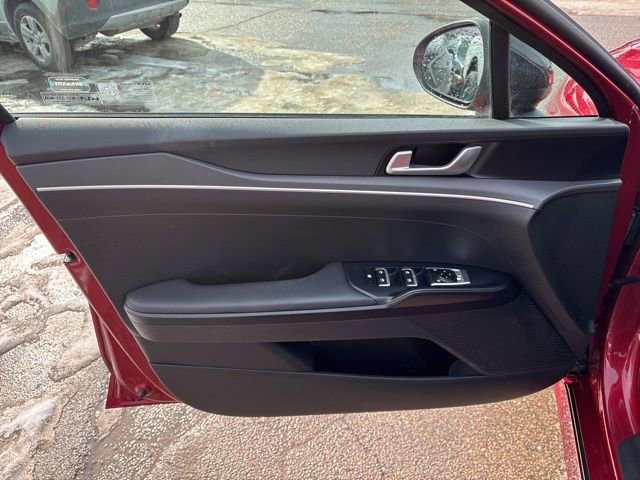 Certified 2022 Kia K5 GT-Line image 9