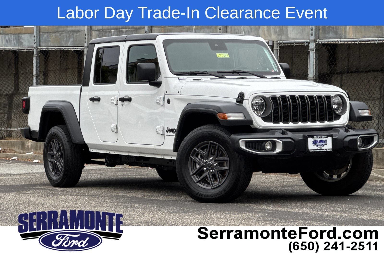 Used 2025 Jeep Gladiator Sport AWD/4WD image 1