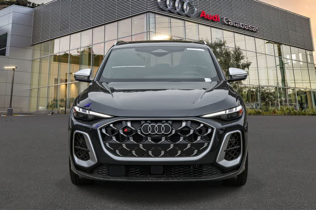 Used 2025 Audi SQ5 Premium Plus w/ Premium Plus Package AWD/4WD image 2
