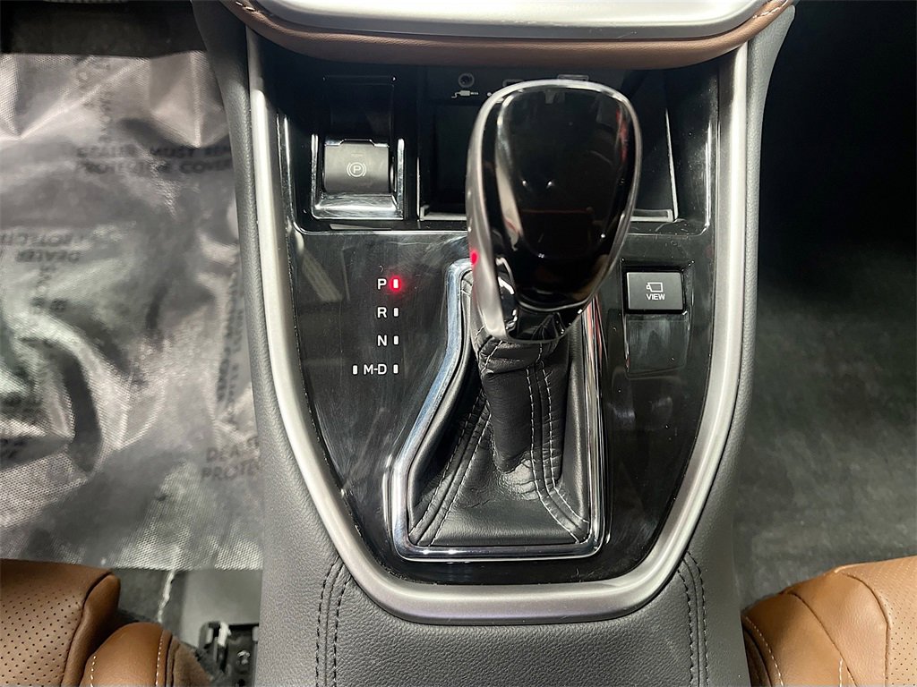 Used 2024 Subaru Outback Touring image 17