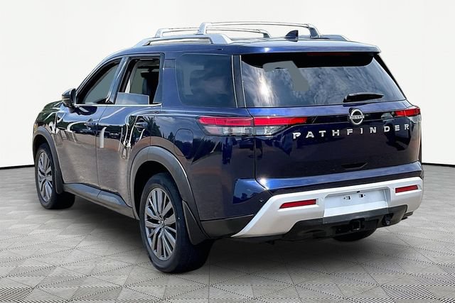 Used 2023 Nissan Pathfinder SL AWD/4WD image 4