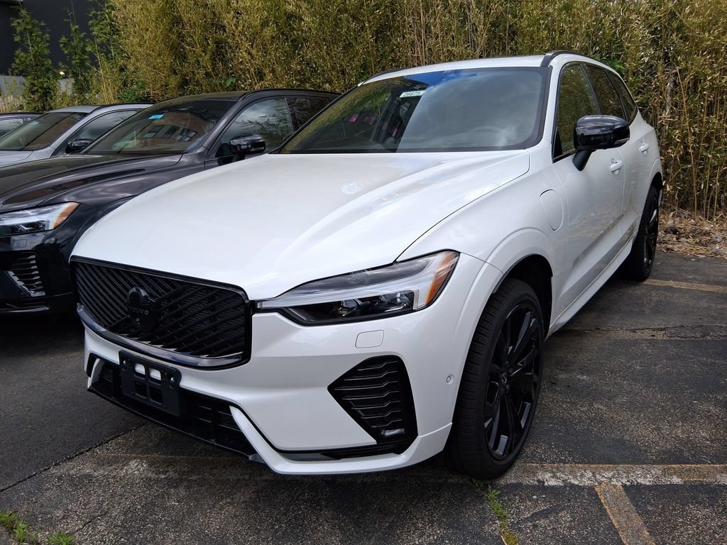 New 2026 Volvo XC60 T8 Ultra w/ Protection Package Premier AWD/4WD image 2
