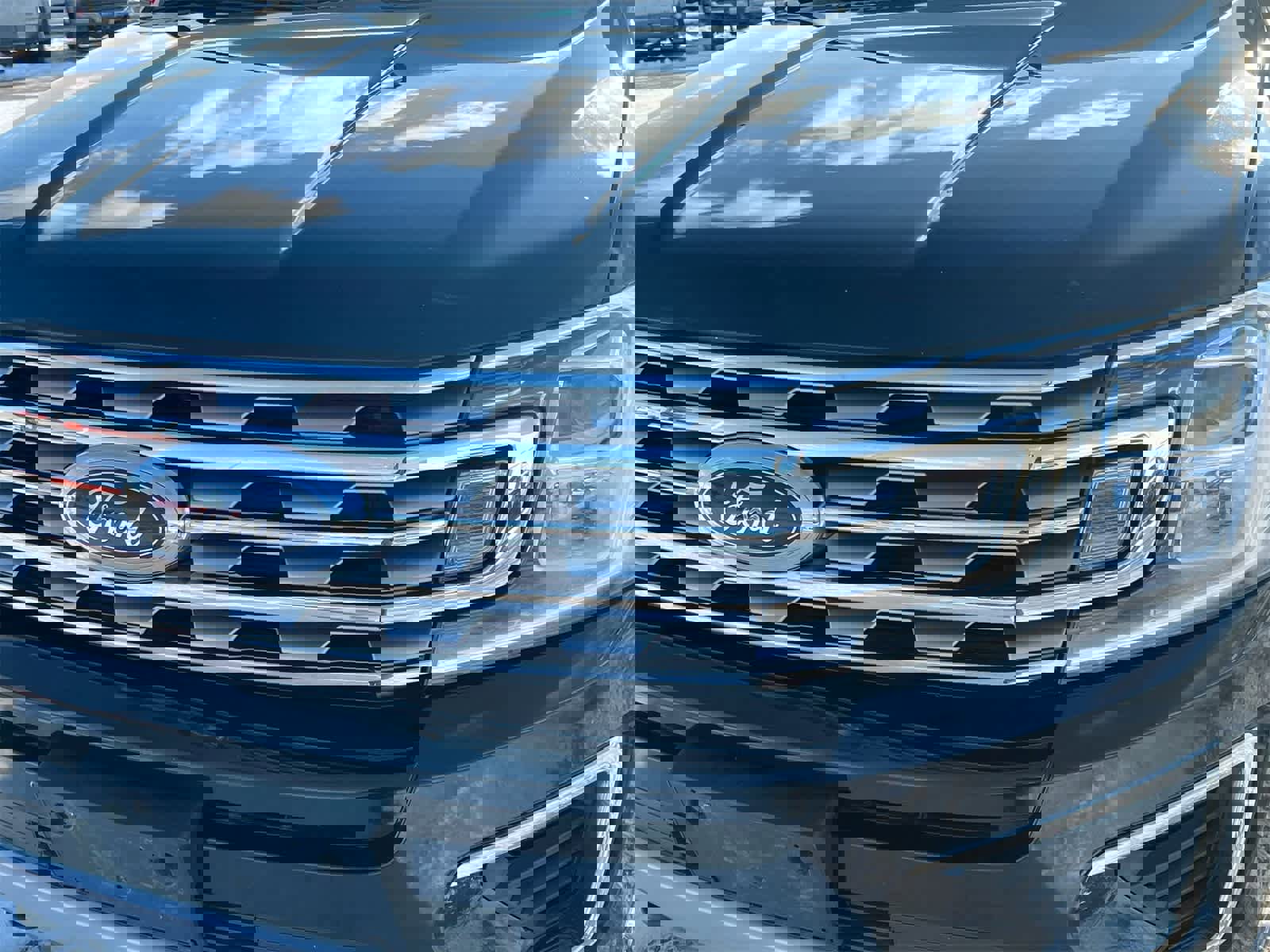 Used 2018 Ford Expedition Limited image 11