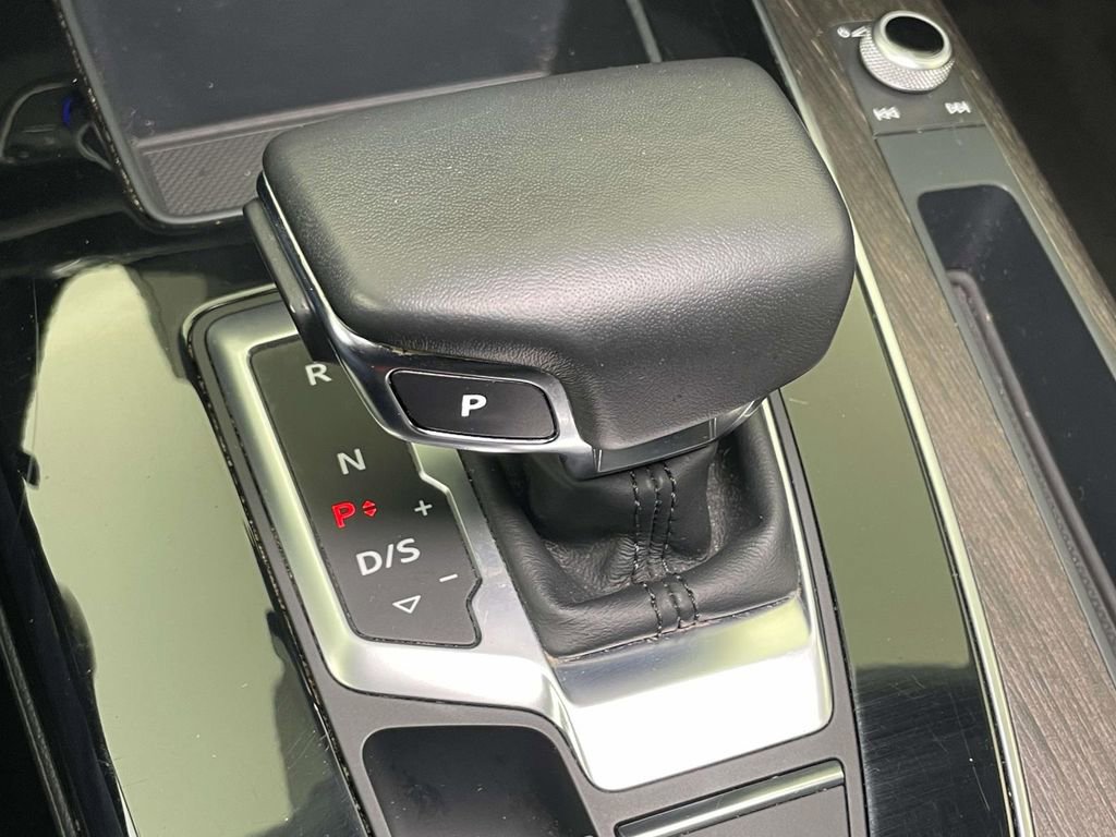 Certified 2023 Audi Q5 2.0T Premium w/ Convenience Package image 33