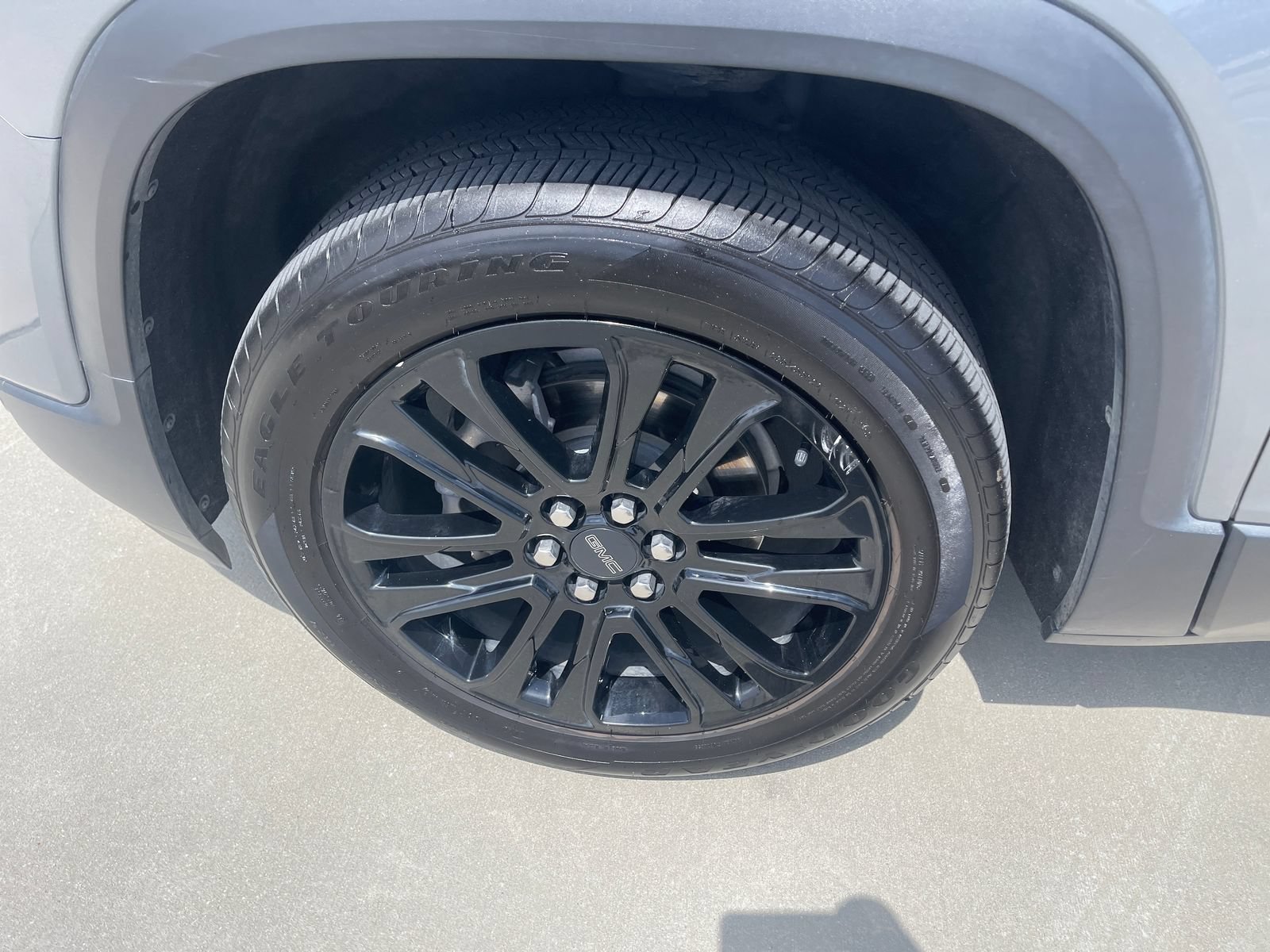 Used 2022 GMC Acadia SLT w/ Elevation Edition FWD image 14