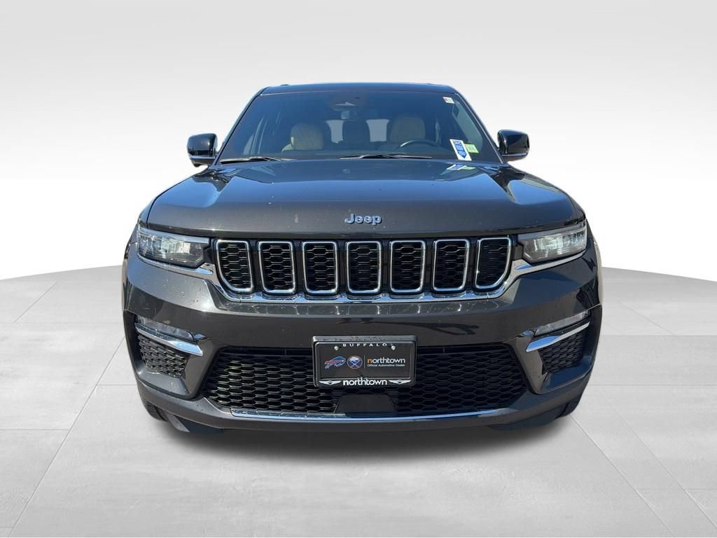 Used 2023 Jeep Grand Cherokee Limited w/ MOPAR Finishing Package AWD/4WD image 11